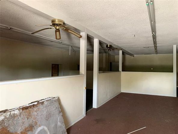 1601 W Pearl St, Granbury, TX 76048